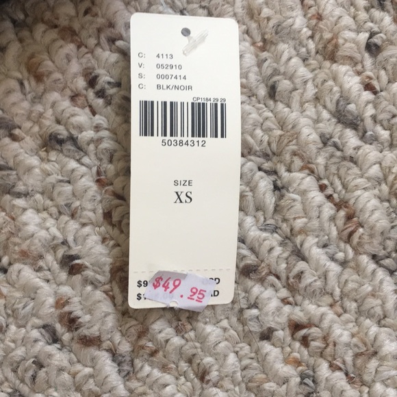 NWT Anthropologie sweater/top OPEN TO OFFERS - Picture 4 of 6